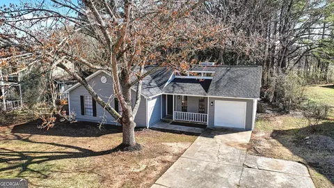 17 Rivercrest Dr, Riverdale, GA 30274