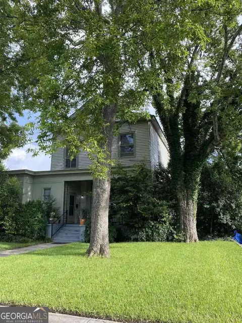 2702 Cherokee Ave, Macon, GA 31204