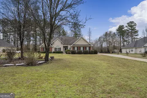 Exterior - 123 Wexford Dr, Lagrange, GA 30241 photo 2 of 4