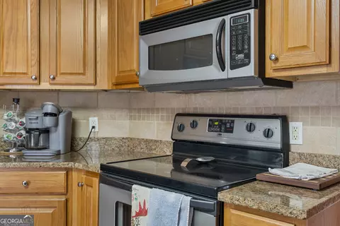 Kitchen - 123 Wexford Dr, Lagrange, GA 30241 photo 2 of 3