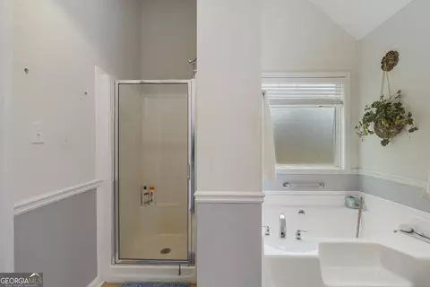 Bath - 123 Wexford Dr, Lagrange, GA 30241 photo 4 of 4