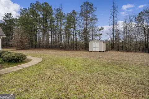 Exterior - 123 Wexford Dr, Lagrange, GA 30241 photo 3 of 4