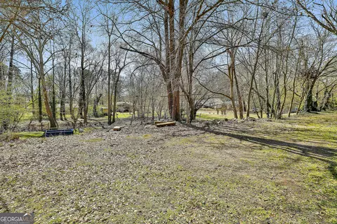 37 Royce Dr, Jonesboro, GA 30238