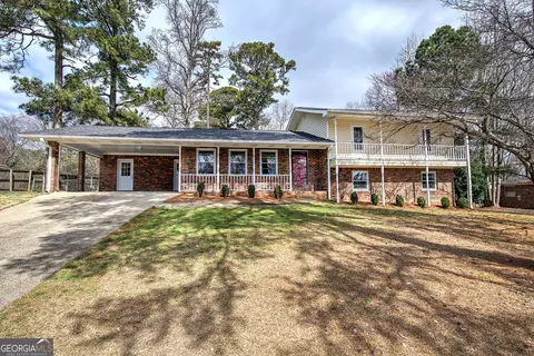 5410 Mill Valley Dr, Douglasville, GA 30135