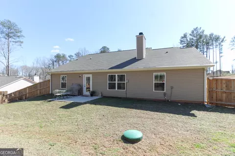 Exterior - 31 Rolling Woods Ln, Hull, GA 30646 photo 2 of 3