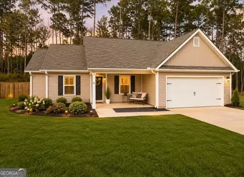 Exterior - 31 Rolling Woods Ln, Hull, GA 30646 photo 3 of 3