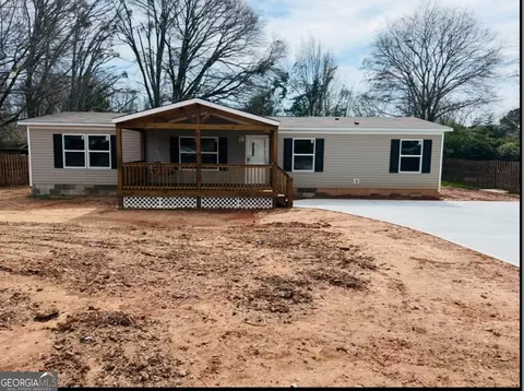 103 Skyland Dr E, Locust Grove, GA 30248