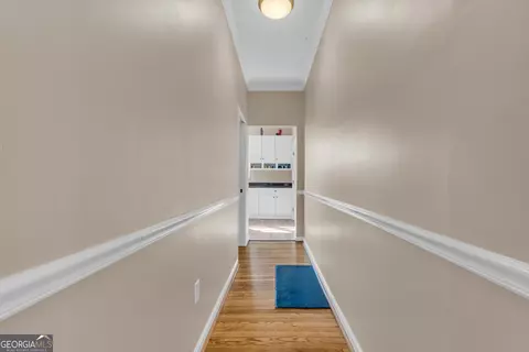 Entry Way - 100 Forest Ave, Toccoa, GA 30577 photo 2 of 10