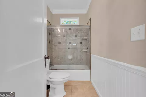 Bath - 100 Forest Ave, Toccoa, GA 30577 photo 1 of 6