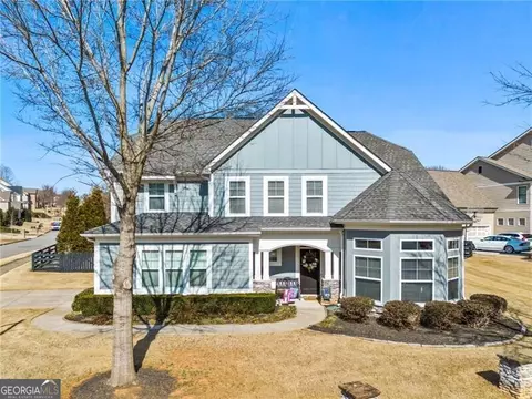 329 Carmichael Cir, Canton, GA 30115