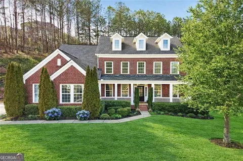 107 Millstone Manor Ct, Woodstock, GA 30188