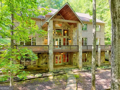 876 Whitetail Trl, Clayton, GA 30525