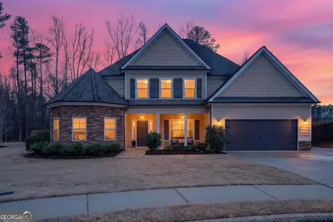 215 Duck Dr, Senoia, GA 30276