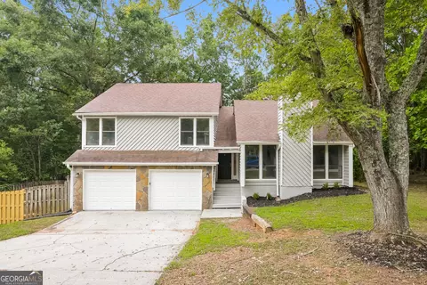 5295 Kelleys Mill Cir, Stone Mountain, GA 30088