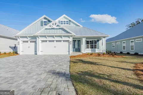 249 Jake Colton Dr, Kingsland, GA 31548