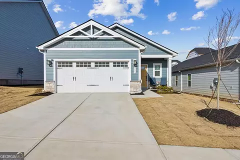 353 Moosehead Trl, Hoschton, GA 30548