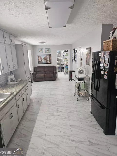 Entry Way - 215 Carl Parker Rd, Hampton, GA 30228 photo 2 of 2