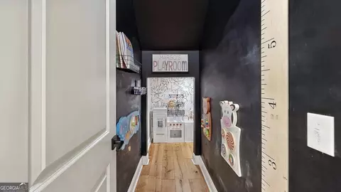 Entry Way - 101 Victory Ct, Calhoun, GA 30701 photo 2 of 8