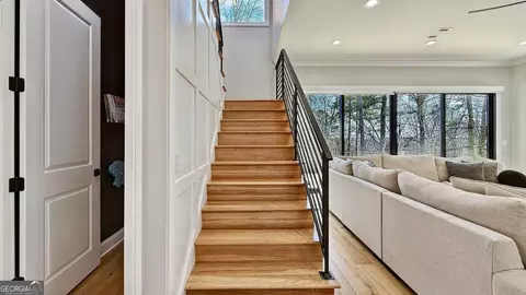 Entry Way - 101 Victory Ct, Calhoun, GA 30701 photo 7 of 8
