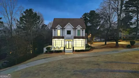 Exterior - 101 Victory Ct, Calhoun, GA 30701 photo 9 of 18