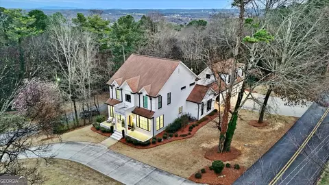 Exterior - 101 Victory Ct, Calhoun, GA 30701 photo 6 of 18
