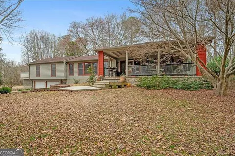 1063 Memorial Dr E, Dallas, GA 30132