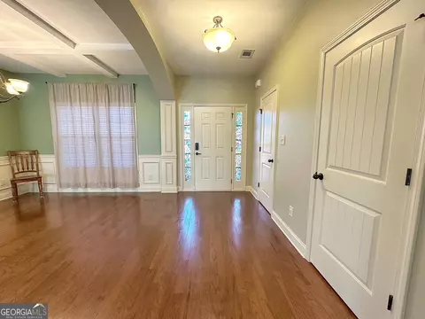 Entry Way - 130 Hamilton Lake Dr, Lagrange, GA 30241 photo 1 of 1