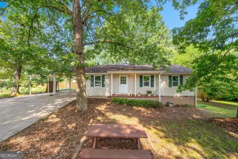 245 Amanda Ct, Stockbridge, GA 30281