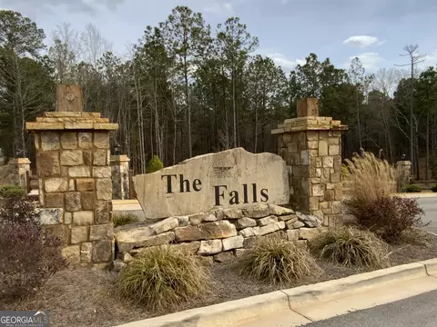 145 Falls Ln, Milledgeville, GA 31061