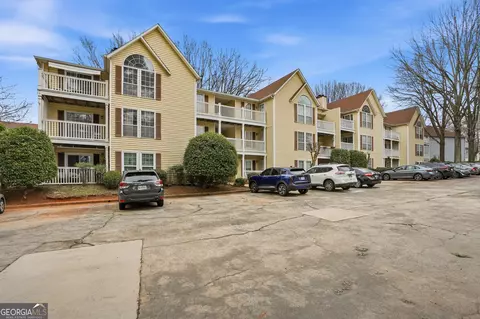 561 Cobblestone Trl, Avondale Estates, GA 30002