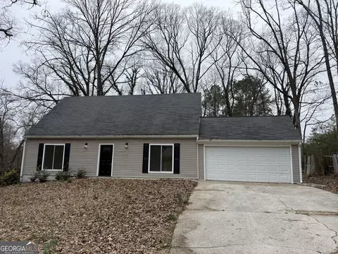 112 Fairview Dr, Stockbridge, GA 30281