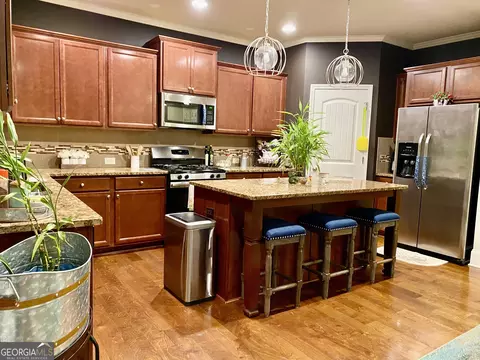 Kitchen - 1320 Newbridge Cir, Buford, GA 30519 photo 2 of 2