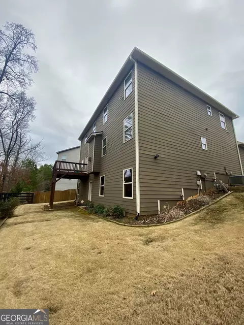 Exterior - 1320 Newbridge Cir, Buford, GA 30519 photo 8 of 10