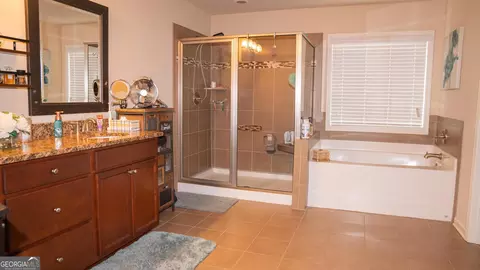 Bath - 1320 Newbridge Cir, Buford, GA 30519 photo 1 of 3