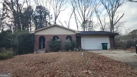 6187 Thornhedge Dr, Riverdale, GA 30296