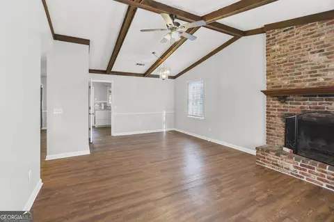 Living - 90 Beaver Run, Lagrange, GA 30241 photo 4 of 4