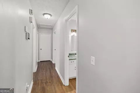 Entry Way - 90 Beaver Run, Lagrange, GA 30241 photo 3 of 3