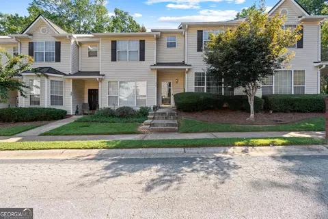 380 Brentwood Dr, Newnan, GA 30263