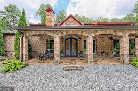 1422 Wolffork Rd, Rabun Gap, GA 30568