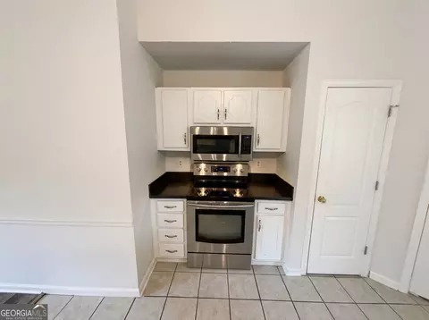 Kitchen - 169 Manley Dr, Hampton, GA 30228 photo 2 of 4