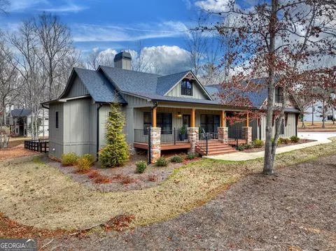 7 Fairview Trl, Morganton, GA 30560