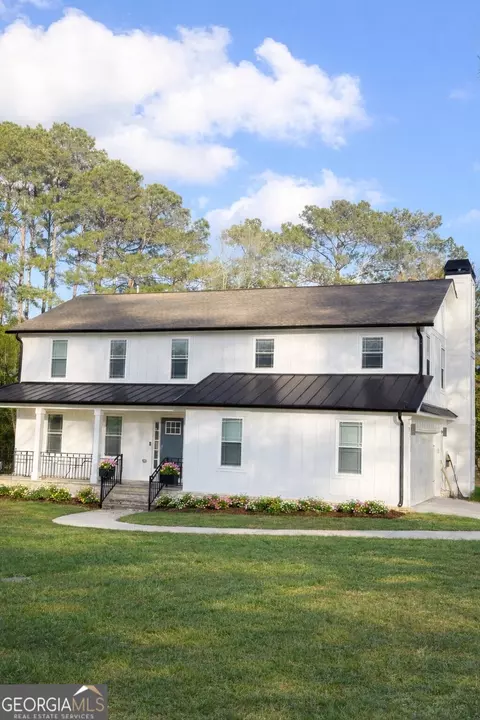 610 Yorkshire Dr, Marietta, GA 30068