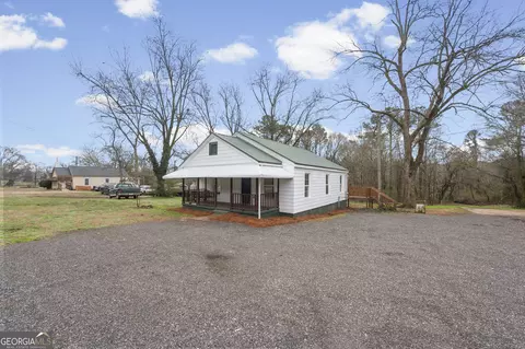802 E Mcintosh Rd, Griffin, GA 30223