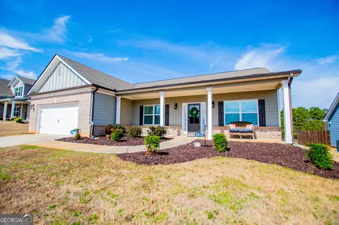 8818 St Andrews Pkwy, Winston, GA 30187