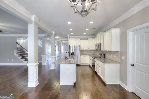 Entry Way - 1536 Middleton Dr, Monroe, GA 30655 photo 3 of 7