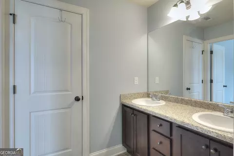 Entry Way - 1536 Middleton Dr, Monroe, GA 30655 photo 7 of 7