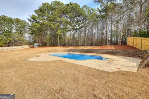 Exterior - 1536 Middleton Dr, Monroe, GA 30655 photo 2 of 6