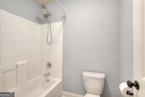 Bath - 1536 Middleton Dr, Monroe, GA 30655 photo 7 of 7
