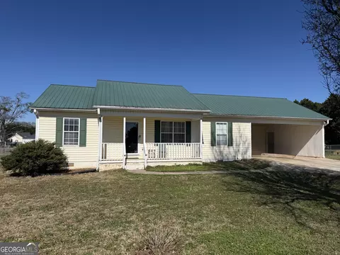 2124 Broad St, Statham, GA 30666
