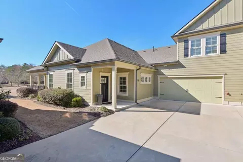 89 Cedarcrest Village Ln, Acworth, GA 30101